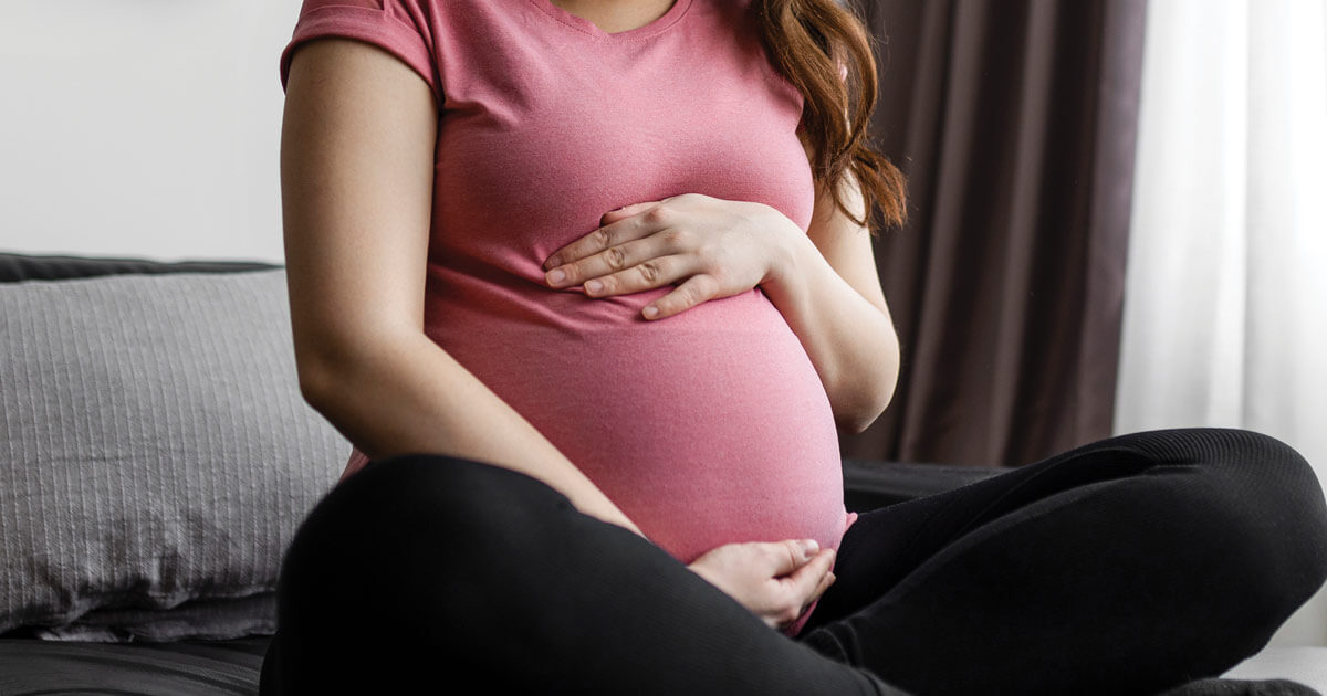 How does myasthenia gravis affect pregnancy?