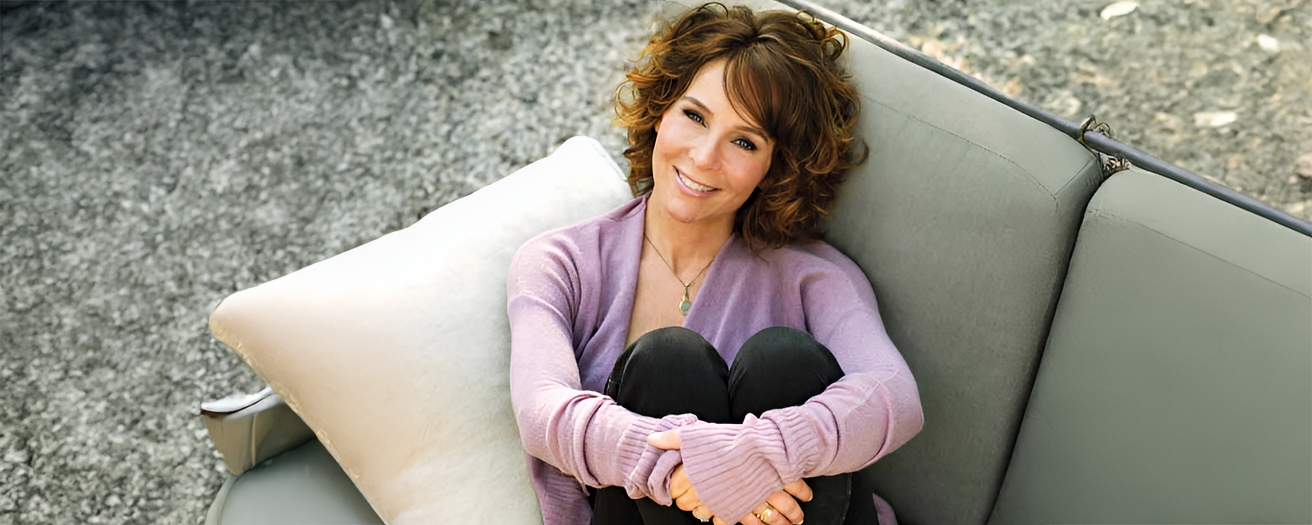 After years of chronic pain, actress Jennifer Grey is dancing again